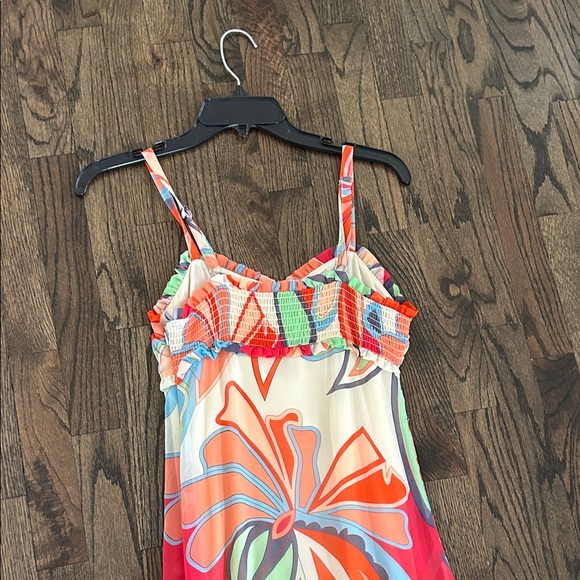 Colorful  Dress with Abstract Pattern - Picture 4 of 5